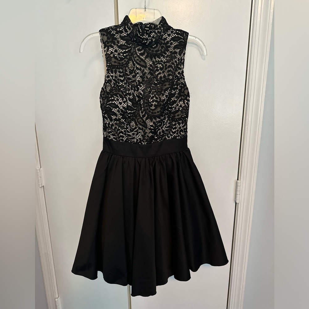 COCKTAIL DRESS